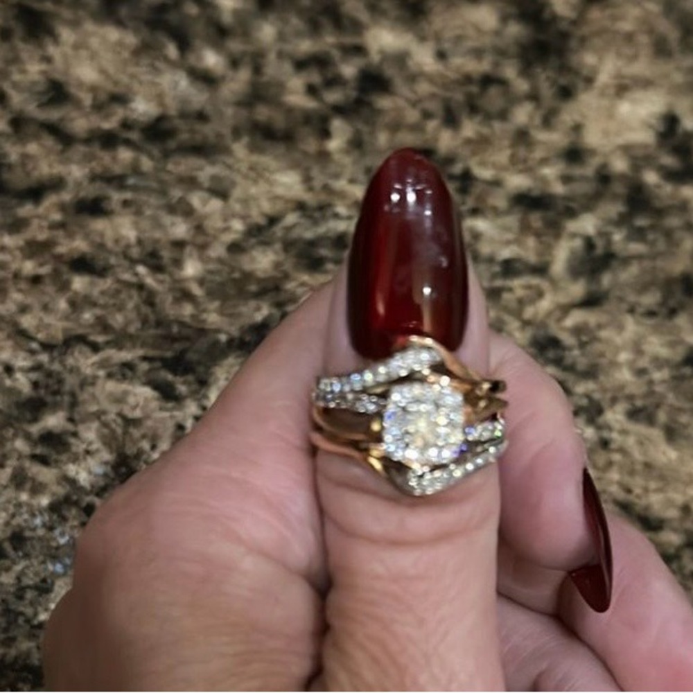 14K White & Rose Gold
Diamond Bridal
Set Engagement Ring 
Matching Enhancer Band